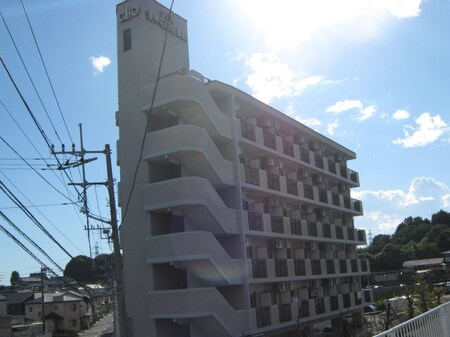 クリオ愛甲石田壱番館(606)外観写真