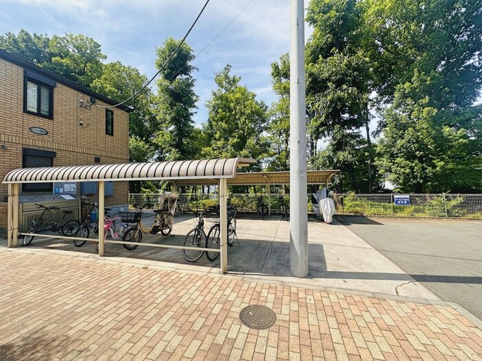 物件外観写真3　(周辺環境)