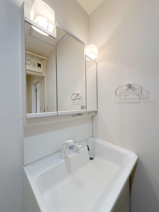 物件内観写真13　(洗面)