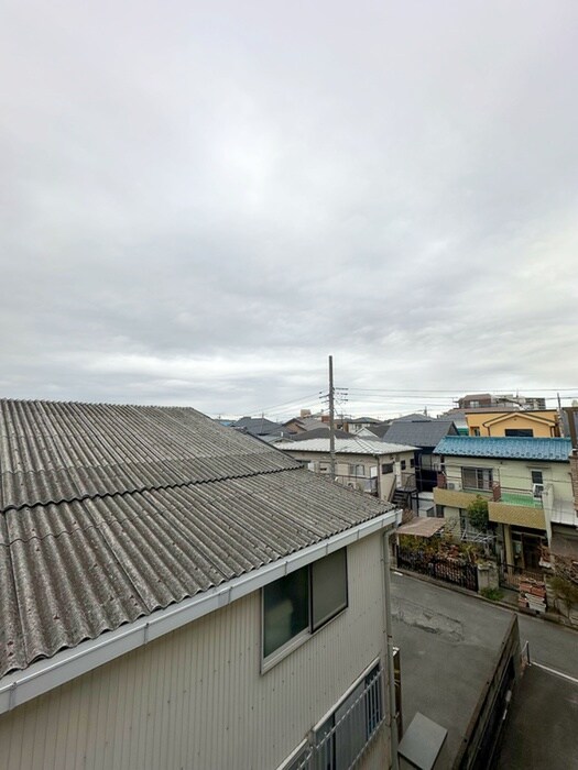 物件内観写真20　(室内からの展望)