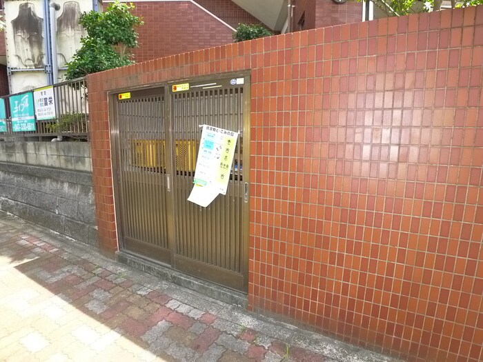 物件外観写真6　(建物設備)