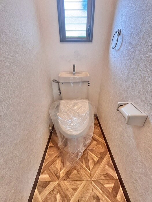 物件内観写真10　(トイレ)