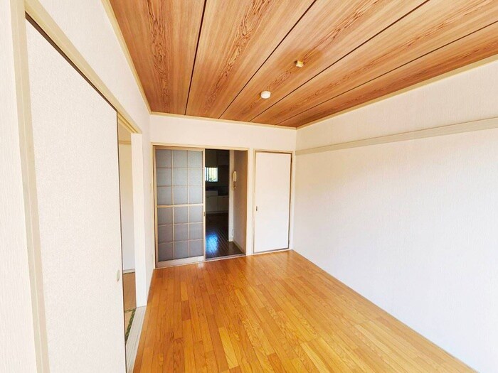 物件内観写真8　(居室)