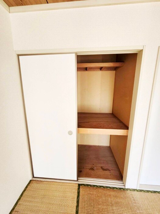 物件内観写真10　(収納)