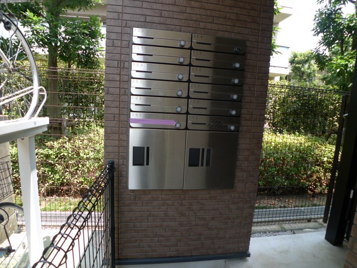 物件外観写真6　(建物設備)