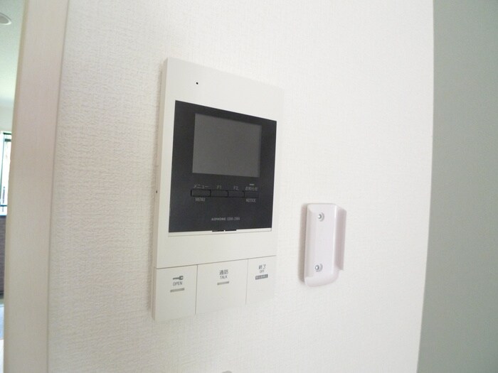 物件内観写真16　(室内からの展望)