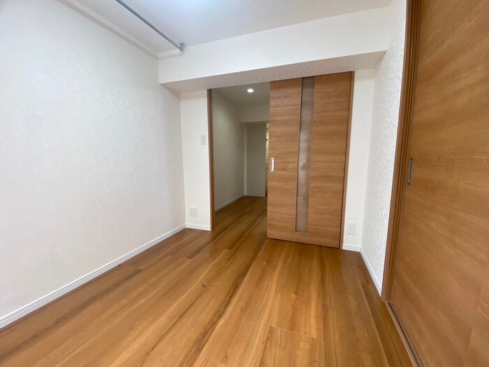 物件内観写真11　(居室)