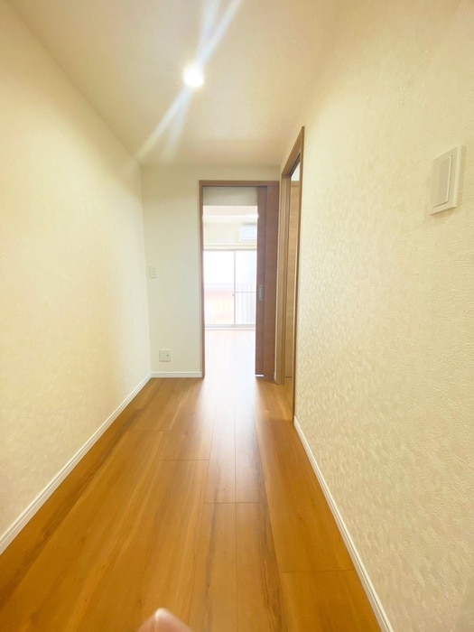 物件内観写真13　(廊下)