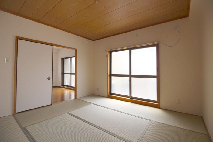 物件内観写真5　(居室)