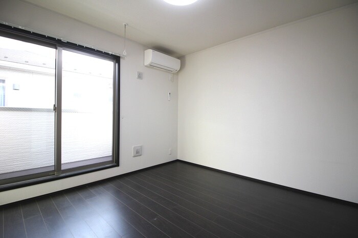 物件内観写真6　(居室)