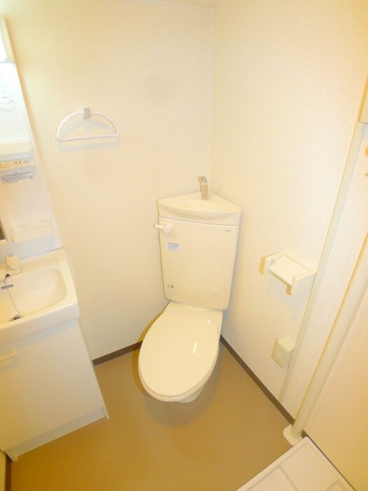 物件内観写真17　(トイレ)