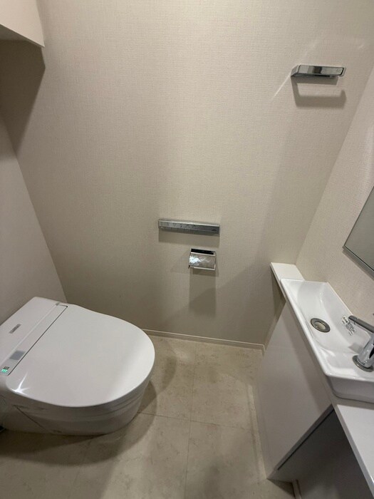 物件内観写真12　(トイレ)