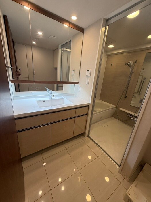 物件内観写真18　(洗面)