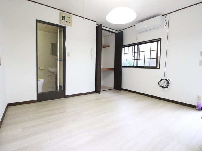 物件内観写真5　(居室)