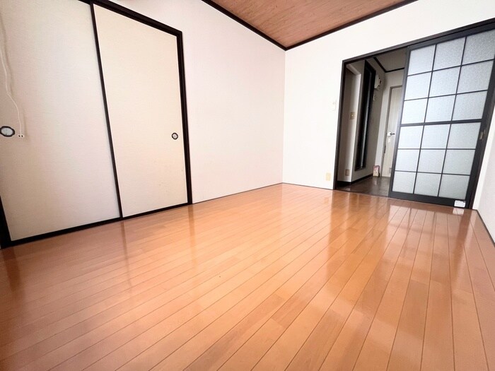 物件内観写真6　(居室)