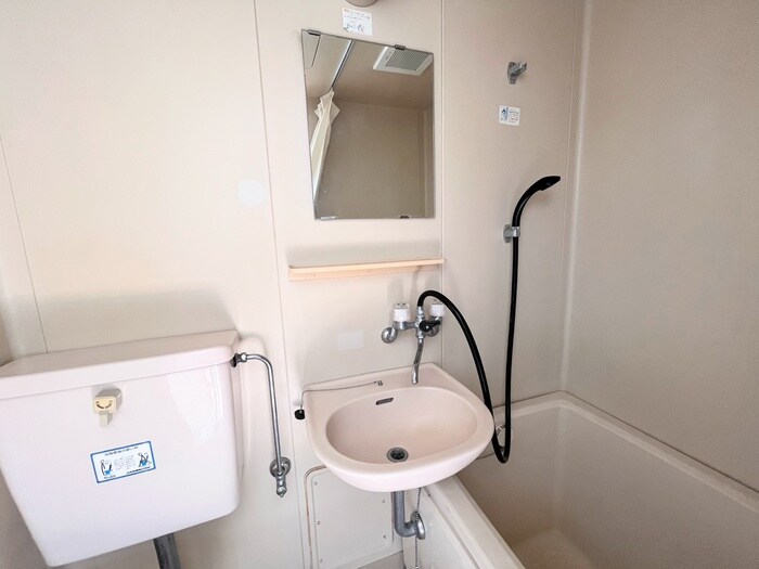 物件内観写真13　(洗面)