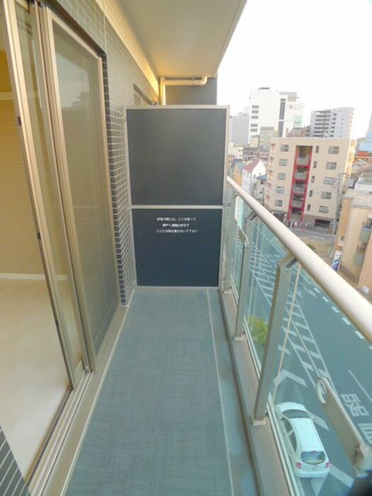 物件内観写真11　(ベランダ・バルコニー)