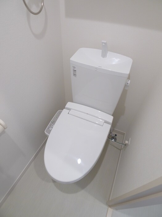 物件内観写真10　(トイレ)