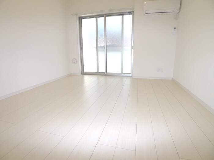 物件内観写真12　(居室)