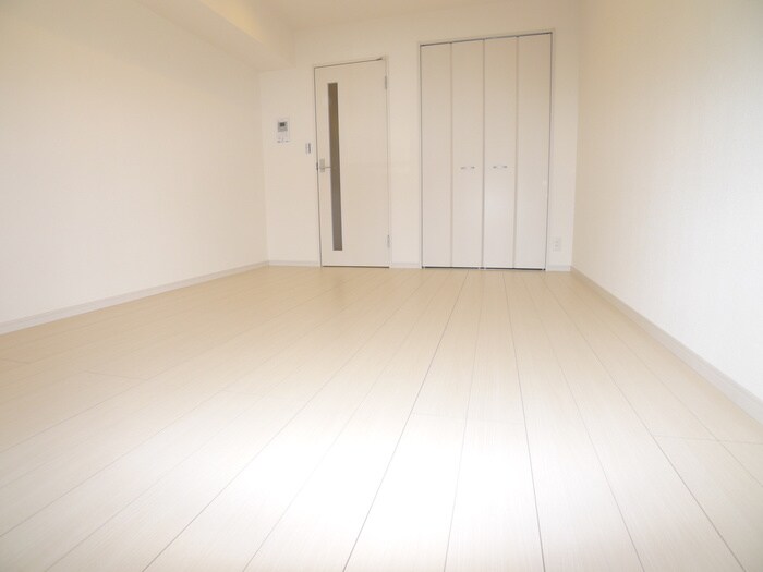 物件内観写真13　(居室)