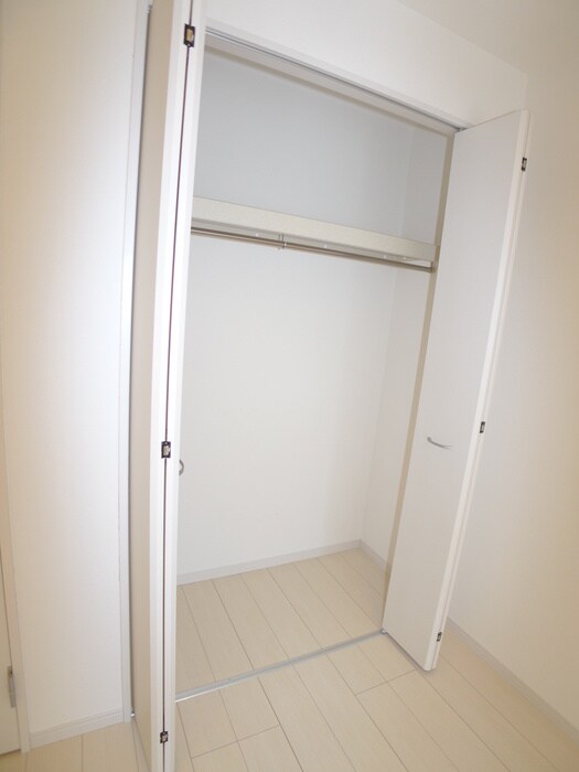 物件内観写真15　(収納)