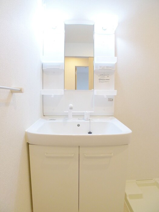 物件内観写真13　(洗面)