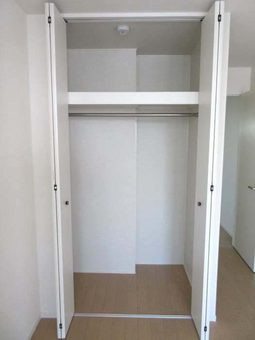 物件内観写真10　(収納)