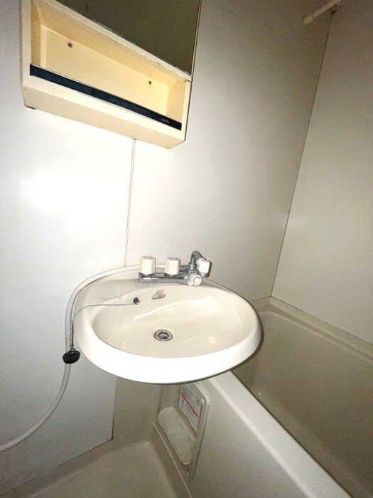 物件内観写真10　(洗面)