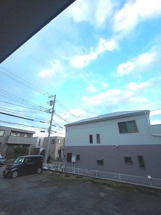 物件内観写真16　(室内からの展望)