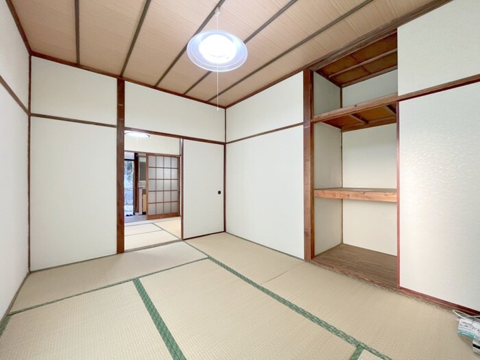 物件内観写真8　(居室)