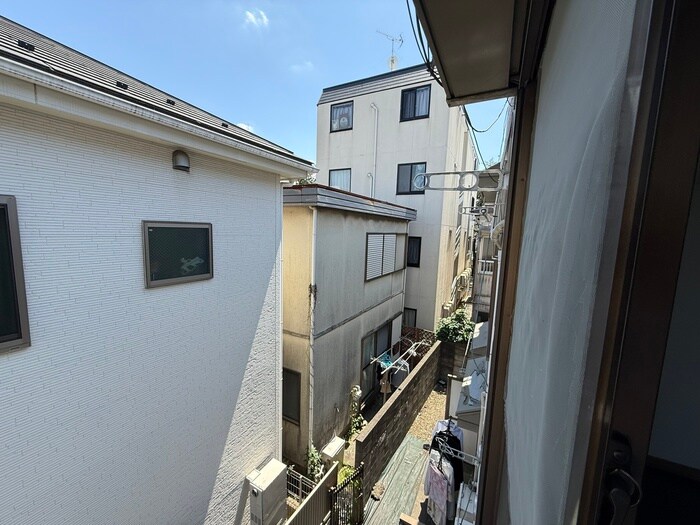 物件内観写真14　(室内からの展望)