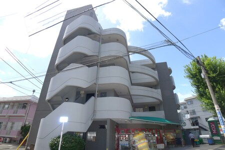ＢＥＬＰＯＲＴ学芸大外観写真