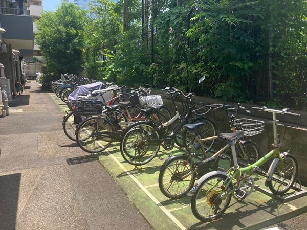 駐輪場