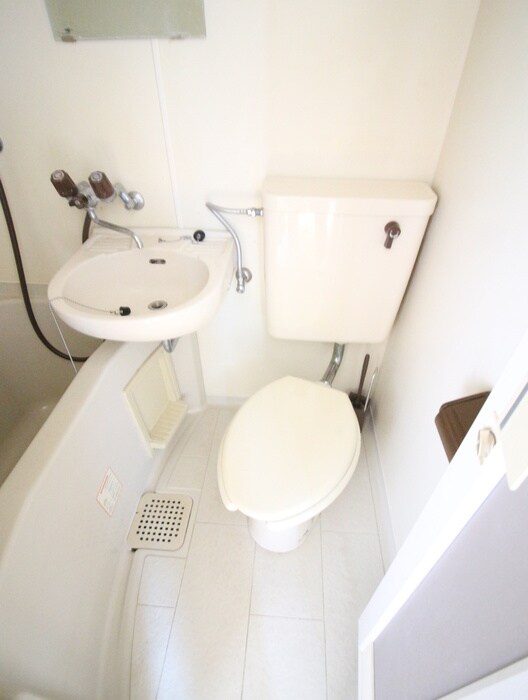 物件内観写真13　(トイレ)