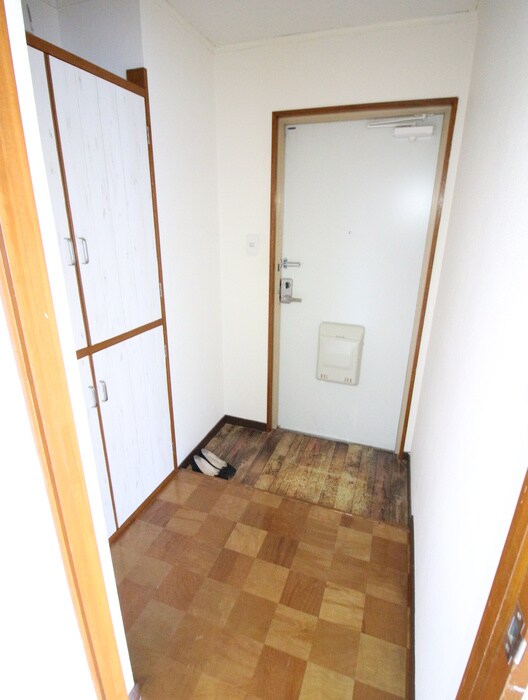 物件内観写真19　(玄関)