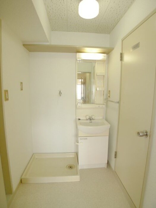 物件内観写真9　(洗面)