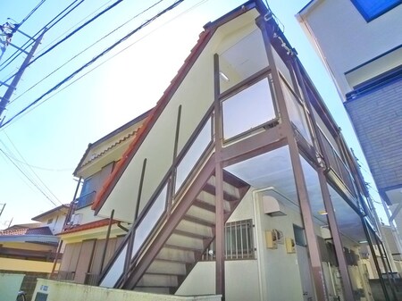 アパルトイト－外観写真