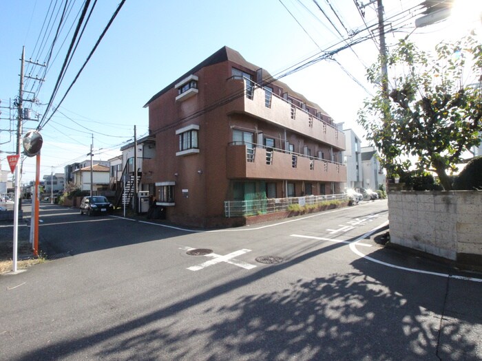 物件外観写真3　(周辺環境)