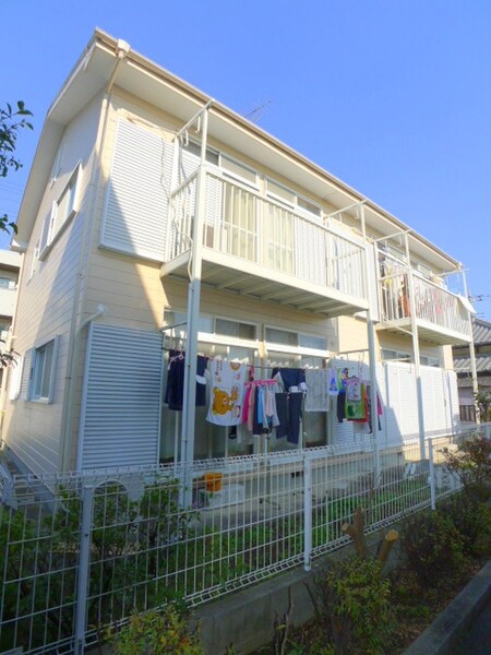 コーポ岩崎２号外観写真