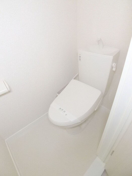 物件内観写真18　(トイレ)