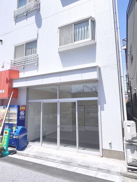 山田貸店舗外観写真