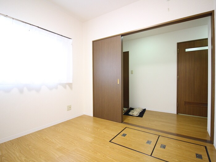 物件内観写真22　(居室)