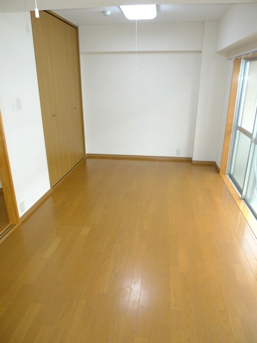 物件内観写真13　(室内からの展望)