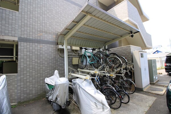 駐輪場