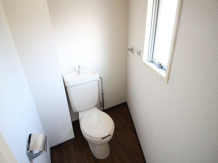 物件内観写真11　(トイレ)