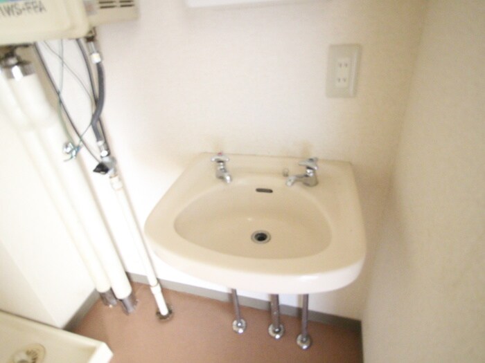 物件内観写真11　(洗面)