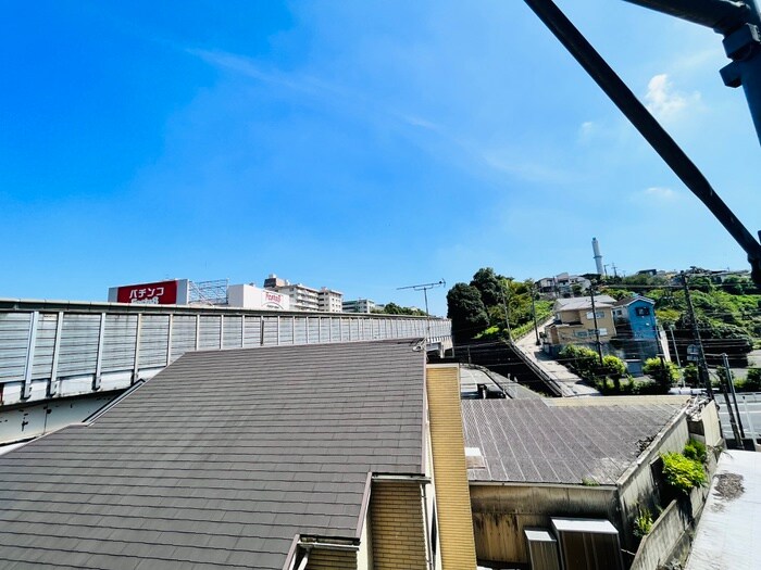 物件内観写真16　(室内からの展望)