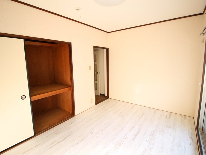 物件内観写真17　(居室)