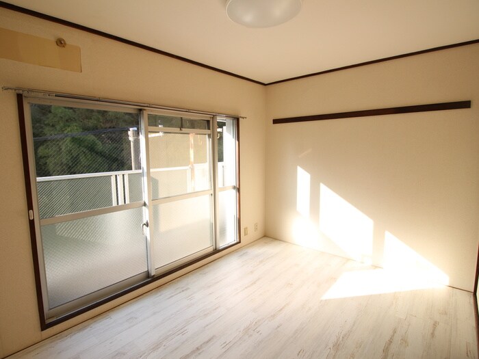 物件内観写真22　(居室)