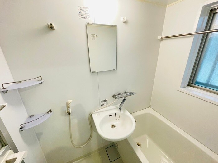 物件内観写真12　(洗面)